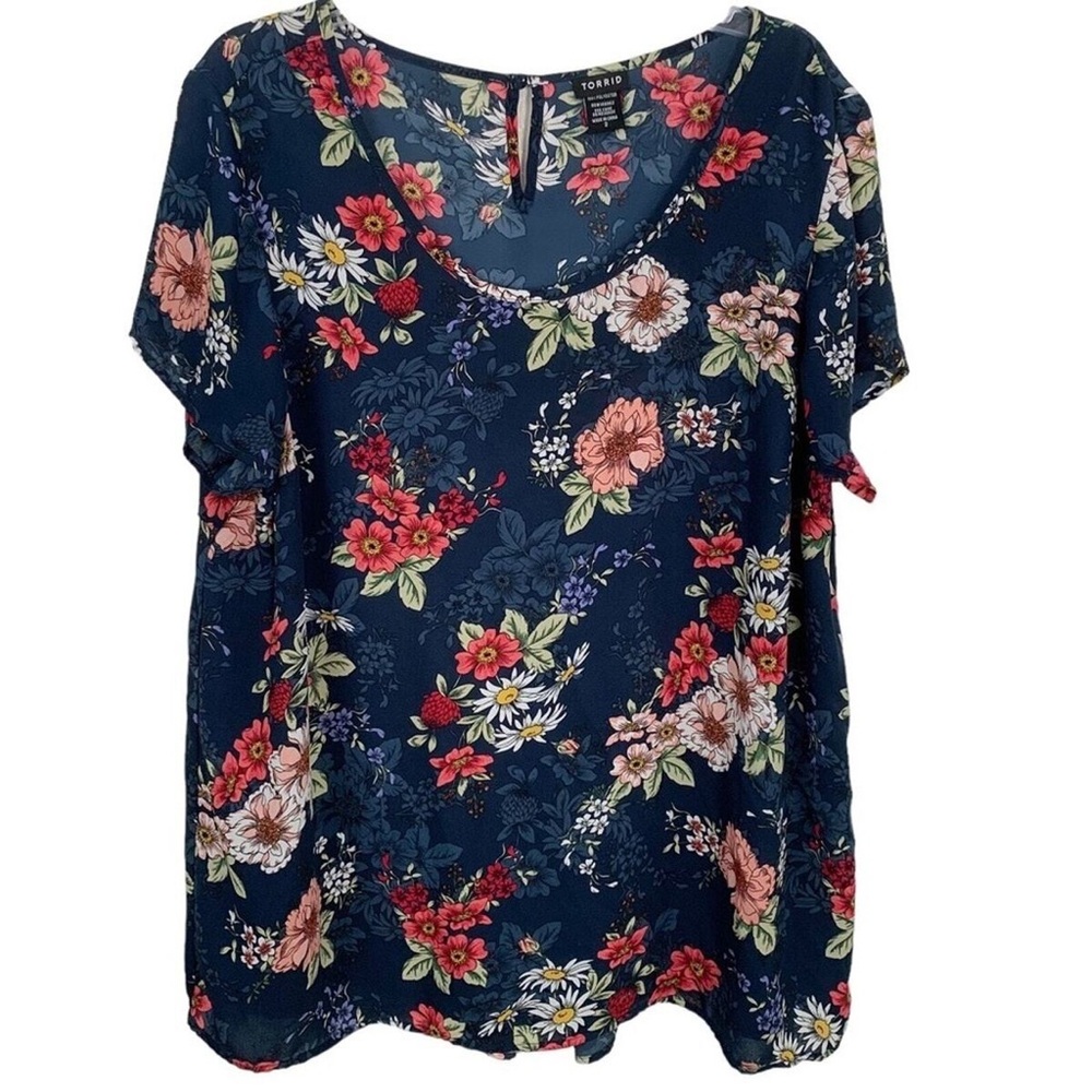 Torrid Navy Blue Floral Short Sleeve chiffon blouse pleated back plus size 3